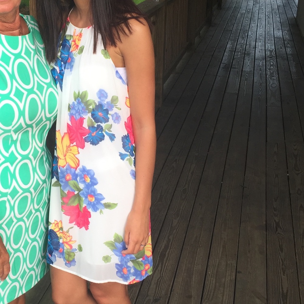 Boutique Floral Sleeveless Dress